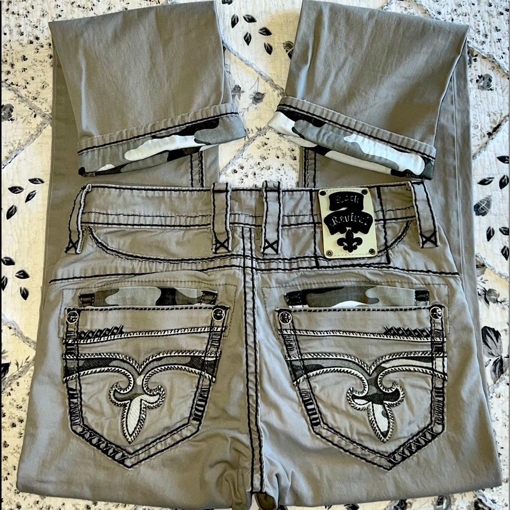 ROCK REVIVAL Straight Stretch Twill Camo Cuffed Buckle Pants Mens 30 up 32” NWOT